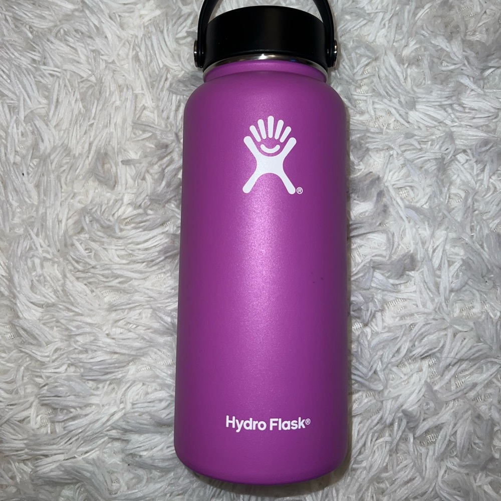 32 Oz Hydro Flask Wide Mouth Raspberry